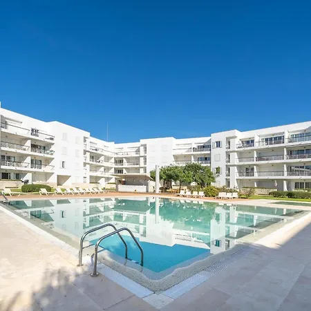 Apartmán Luxury Marina With Pool And Balcony #2009 *