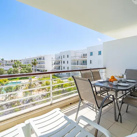 Luxury Marina With Pool And Balcony #2009 *