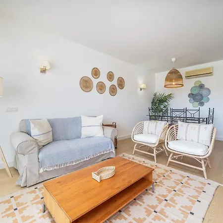 Luxury Marina With Pool And Balcony #2009 Appartement
